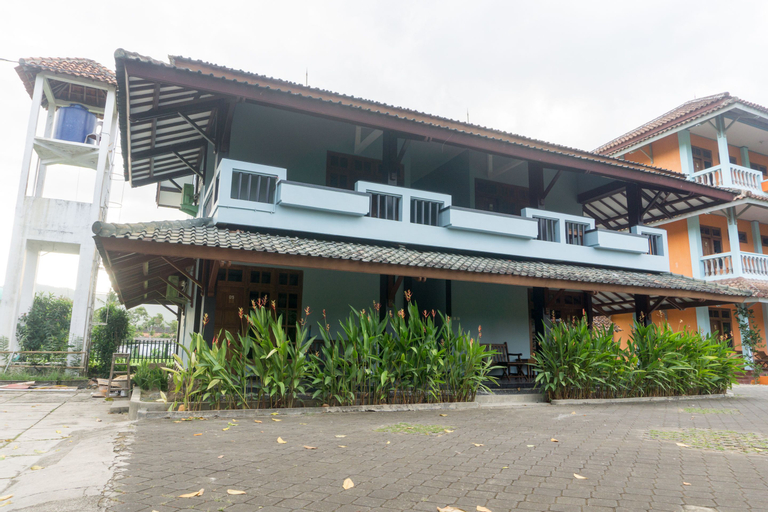 OYO 942 Srikandi Hotel, Pacitan