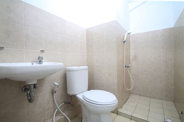 Green Bay Pluit Apartment by Mediapura, Jakarta Utara