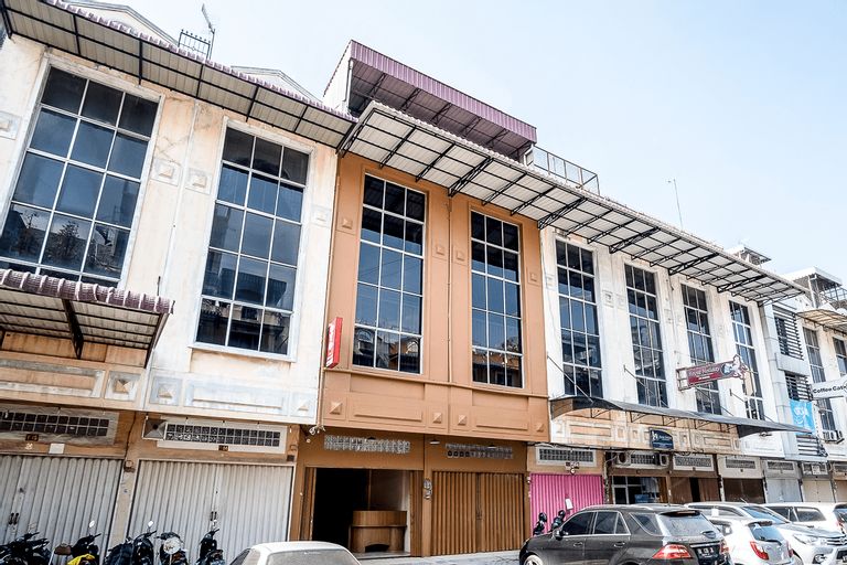 OYO 1307 Star Residence, Medan