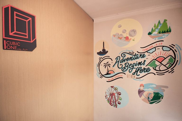 Cubic One Capsule Hotel, Malang