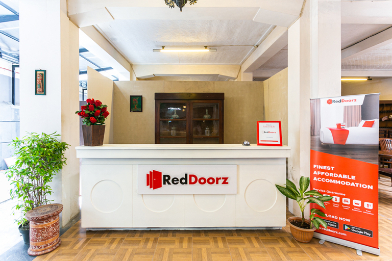 Public Area 2, RedDoorz @ Urip Sumoharjo Solo, Solo