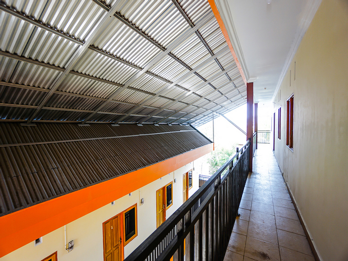 OYO 1720 A2b Residence, Manado