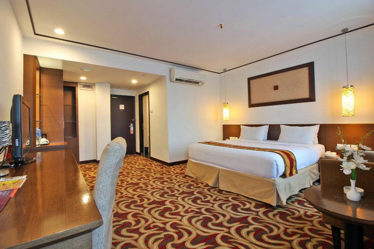 Bedroom 24