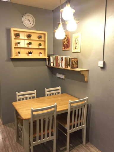 Others 4, Sunset Homestay backpacker hostel -Self check in, Kuching