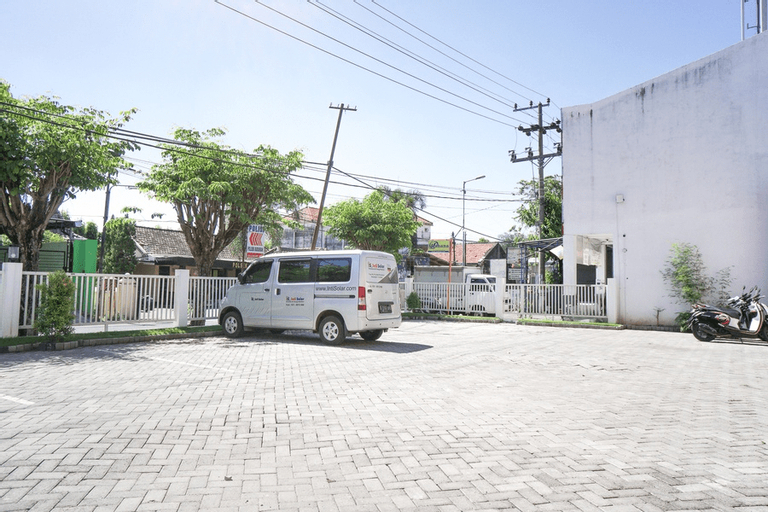 RedDoorz Syariah @ Buduran Sidoarjo, Surabaya