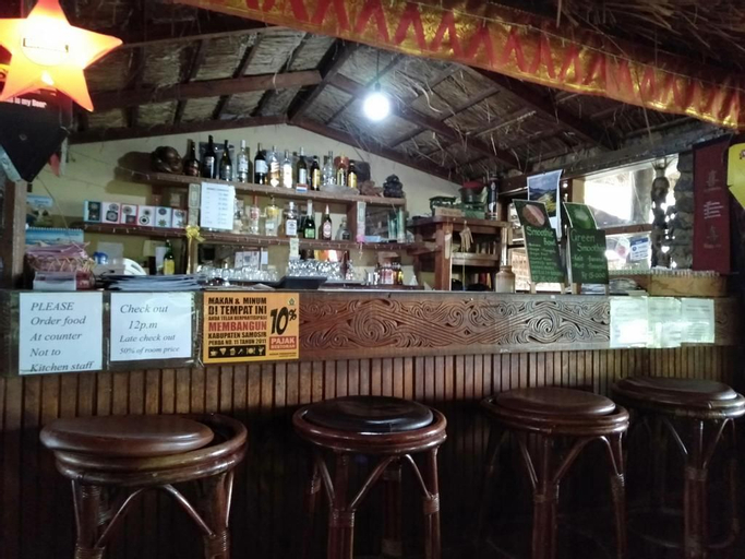 Food & Drinks 8