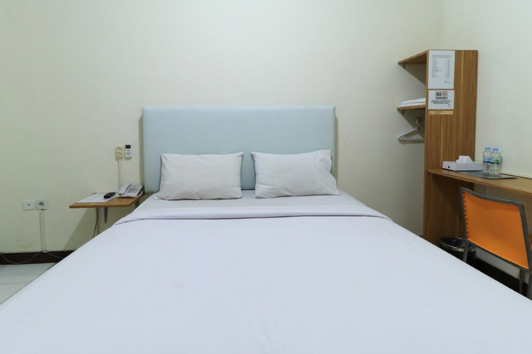 Bedroom 5, Hotel Celia, Samarinda
