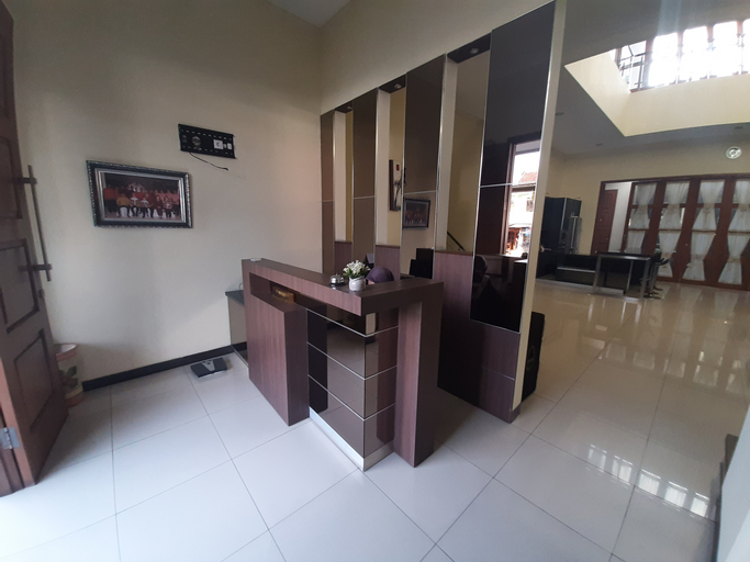 Alloro Guest House, Pacitan