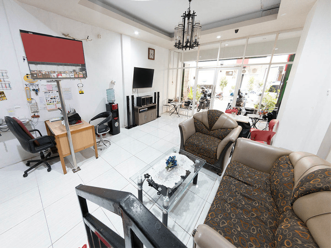 OYO 2087 Jaya Homestay, Makassar