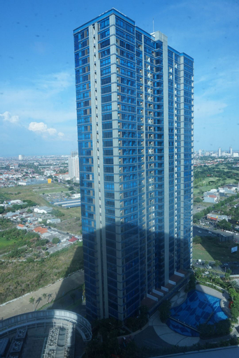 Exterior & Views 5, Cosmy Tanglin 2BR Apartment at Pakuwon Mall, Surabaya