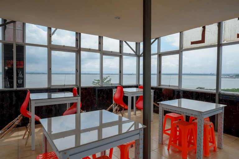 RedDoorz near Kendari Beach 2, Kendari