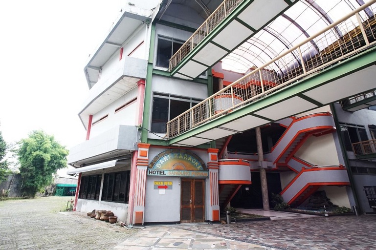 Exterior & Views 2, Hotel Bandung Permai, Bandung