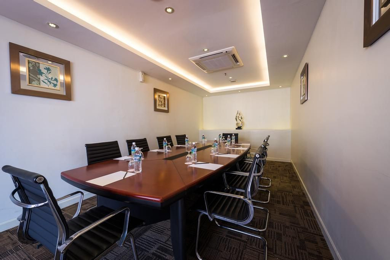 Business Facilities 24