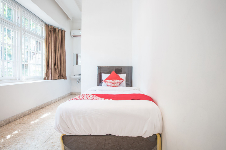 Bedroom 4, Capital O 332 Residence G17 Kemang (tutup sementara), Jakarta Selatan