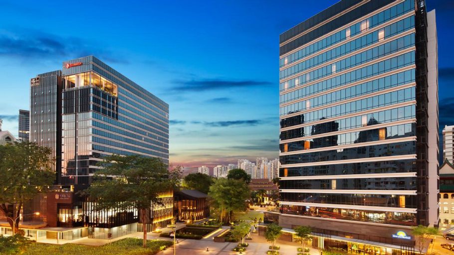 Days Hotel by Wyndham Singapore at Zhongshan Park, Novena