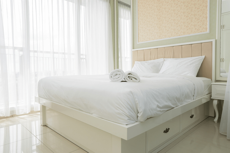 Spacious 1BR Dago Suites Apartment By Travelio, Bandung