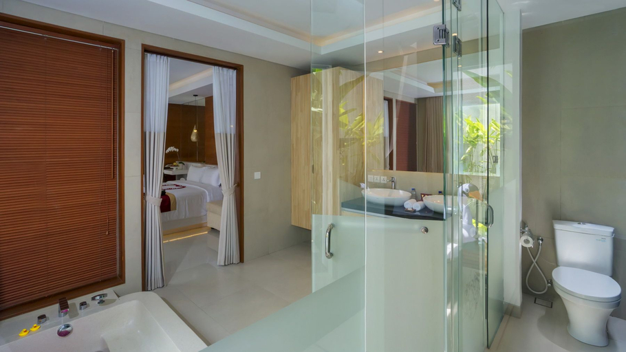 Bathroom 5, Villa Kiwi Seminyak, Badung