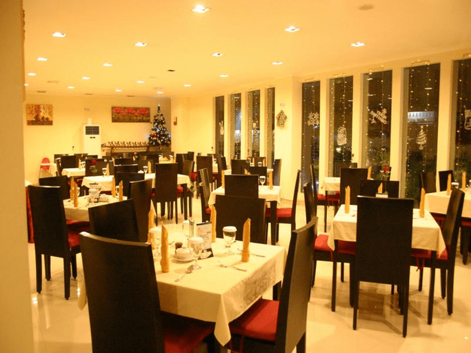 Food & Drinks 5, Royal Mamberamo Hotel, Sorong