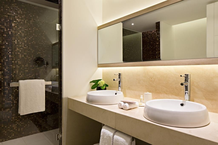 COMO Uma Canggu - Bathroom