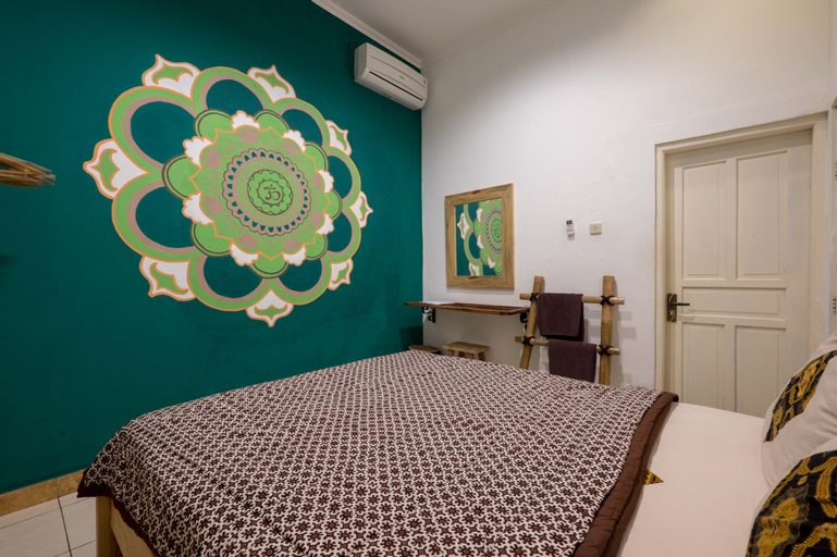 Bedroom 12