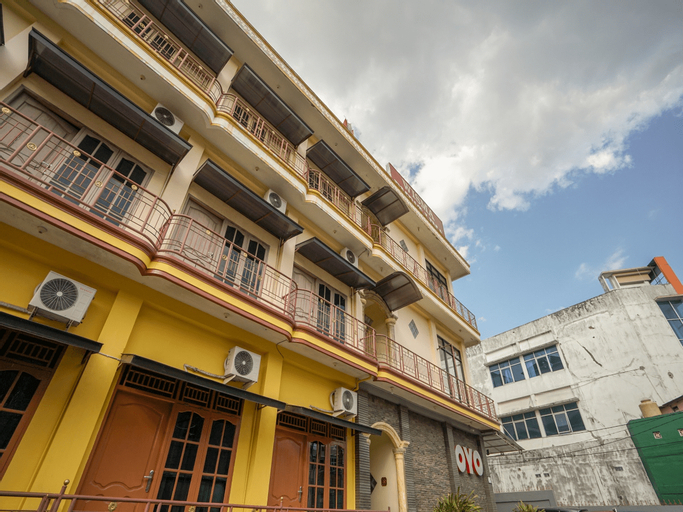 OYO 335 Wisma Empat Lima Syariah, Palembang