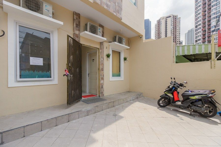 Others 5, RedDoorz Plus near Taman Rasuna Menteng, Jakarta Selatan