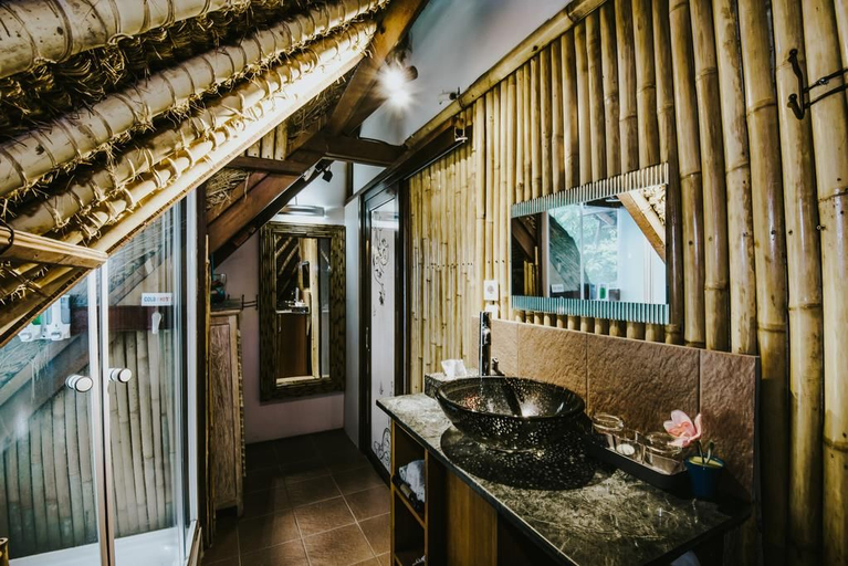 Bathroom 3, Lembongan Harmony Villas, Klungkung