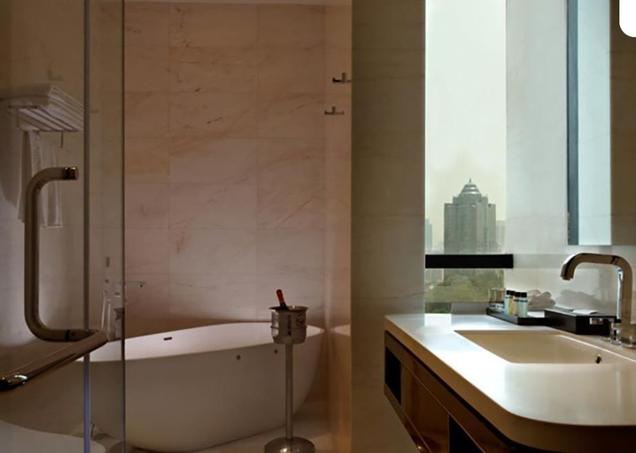Bathroom 5, Pacific Regency Hotel Suites, Kuala Lumpur