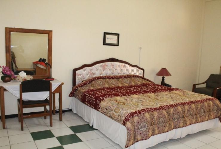 Bedroom 2, Guest House Eboni Madiun, Madiun
