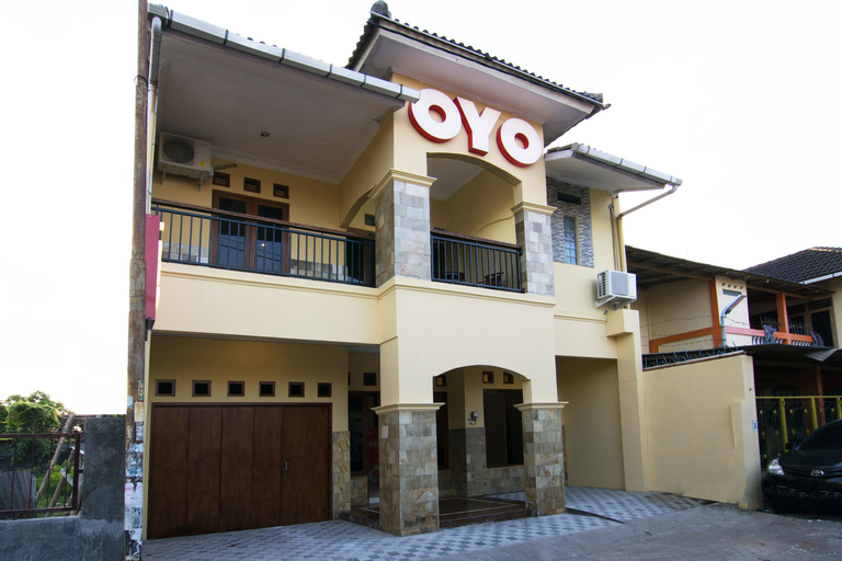 Exterior & Views 2, OYO 931 Dara Dewi Homestay, Yogyakarta