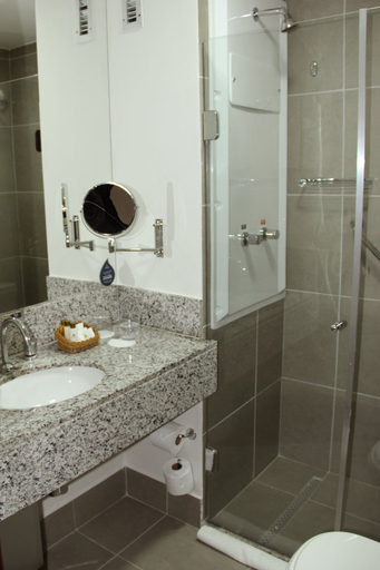 Bathroom 4, Nobile Inn Via Premiere, Rio de Janeiro