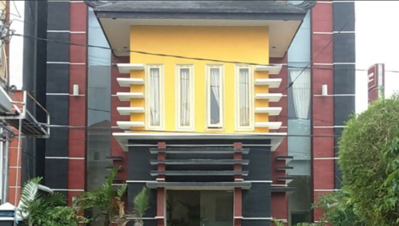 Archie Hotel 2, Ternate