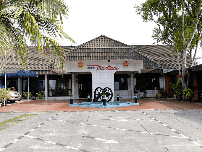 Exterior & Views 2, Hotel Martani Belitung, Belitung