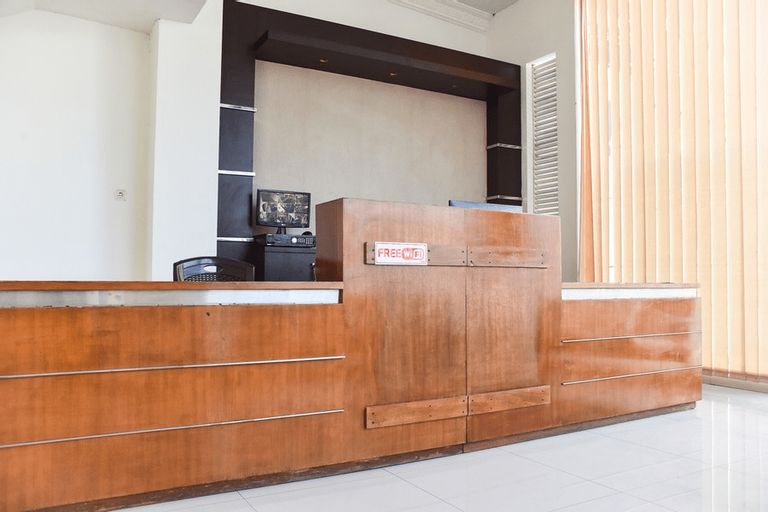 RedDoorz near Alun Alun Wonosobo, Wonosobo
