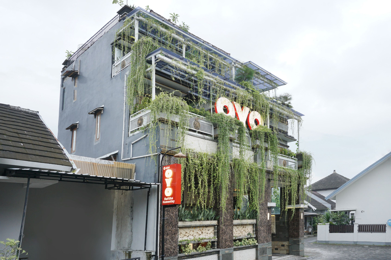 Exterior & Views 2, OYO 444 Rafitha Homestay, Bantul