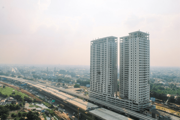 Exterior & Views, Comfy Studio Grand Kamala Lagoon Apartment By Travelio, Bekasi