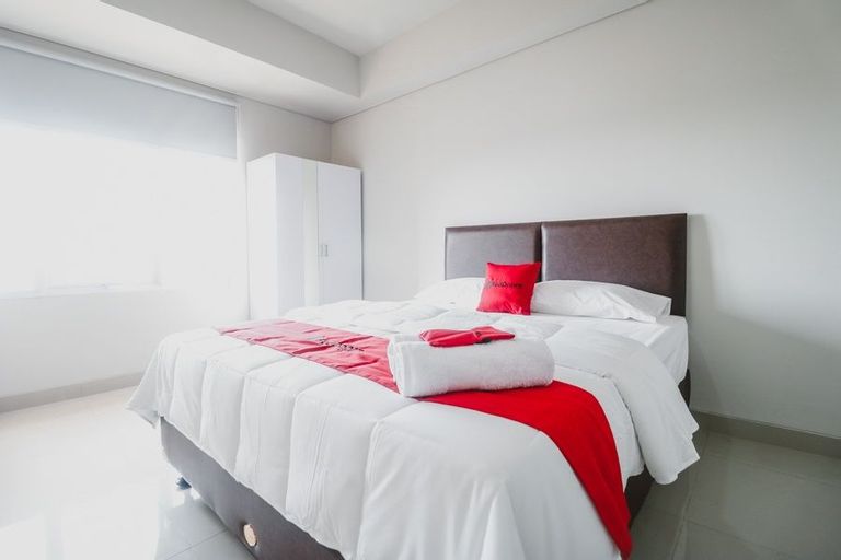 RedDoorz Apartment near Summarecon Mall Serpong, Tangerang