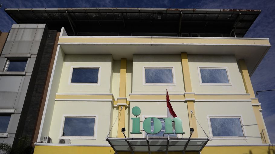 Ion Hotel Padang, Padang
