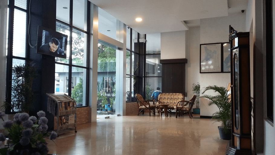 Queen City Hotel Banjarmasin ( A HARBOUR SIDE HOTEL ), Banjarmasin