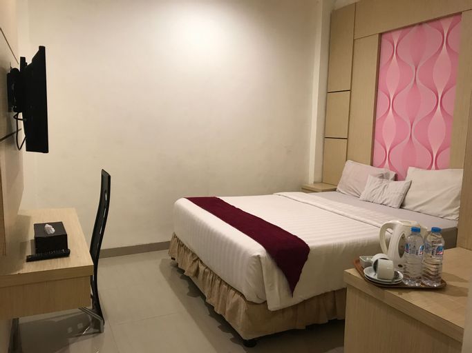 Bedroom 2, D Blitz Hotel kendari, Kendari