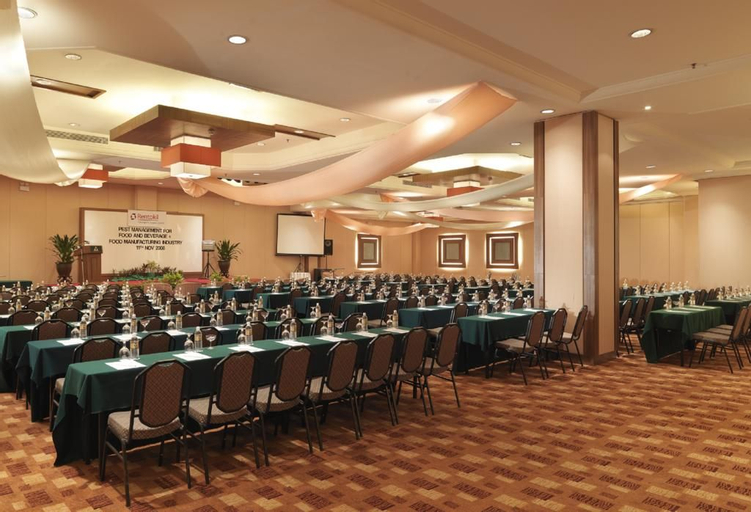 Business Facilities 10