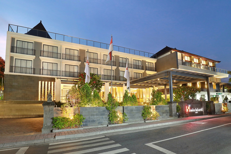 Exterior & Views 7