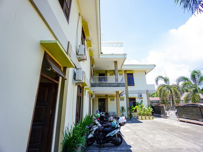 OYO 1292 Lieke Residence, Manado
