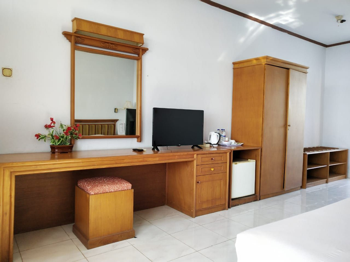 Bukit Kenari Hotel & Restaurant, Parepare