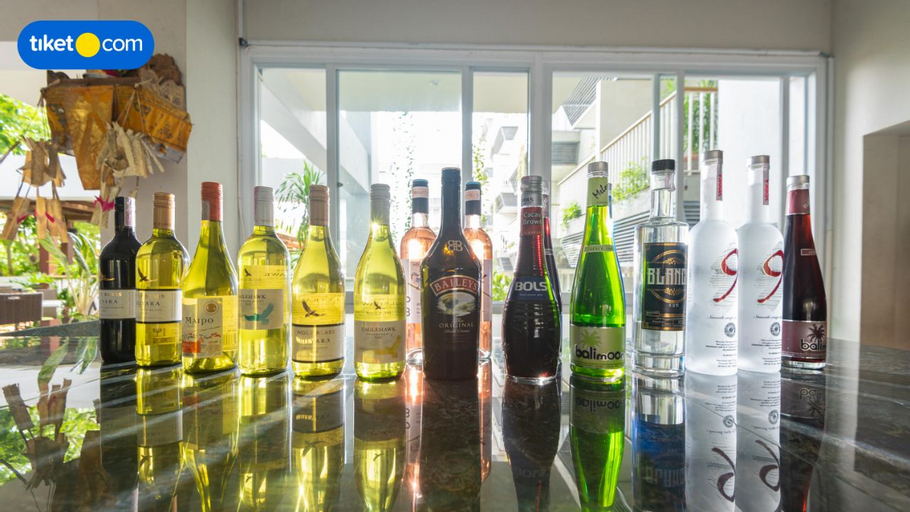 Food & Drinks 19