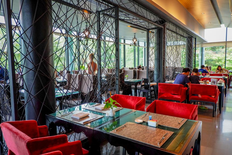 Food & Drinks 2, Z Through By The Zign, Pattaya