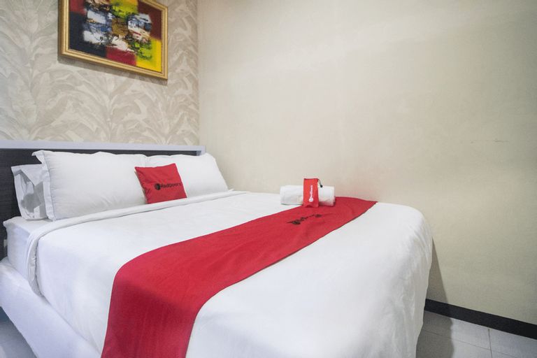 RedDoorz Syariah @ Hotel 91 Jember, Jember