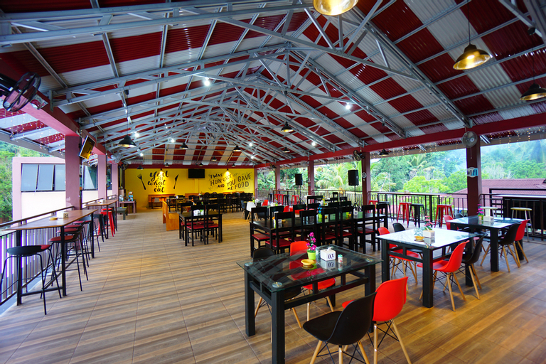 OYO 1254 Golden Lake Resort, Manado
