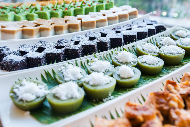 Food & Drinks 11