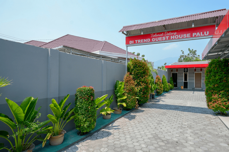 KoolKost near RS Samaritan Palu ( Minimum Stay 6 Nights ), Palu